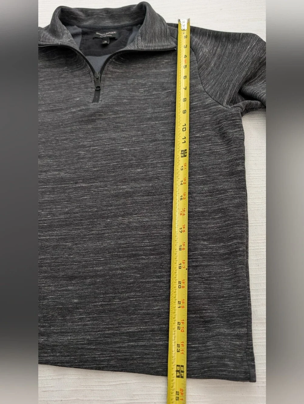 Banana Republic Men's Half-Zip Sweater Sz M.